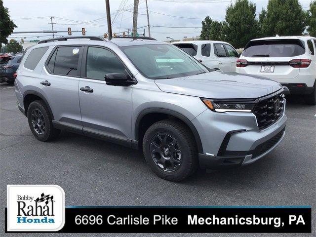 new 2025 Honda Pilot car, priced at $50,850