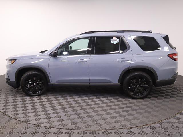 used 2025 Honda Pilot car, priced at $50,497