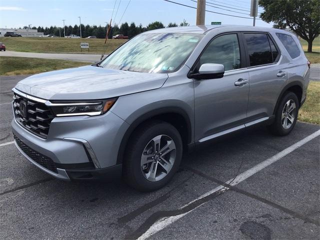 new 2025 Honda Pilot car, priced at $47,095