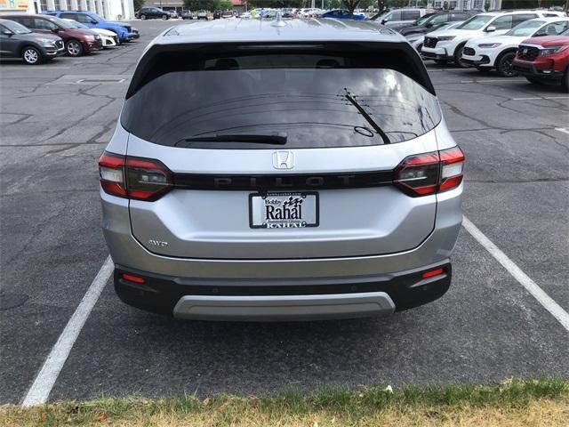 new 2025 Honda Pilot car, priced at $47,095