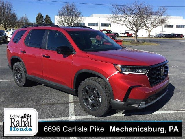 new 2025 Honda Pilot car, priced at $52,135