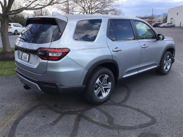 new 2025 Honda Pilot car, priced at $48,575