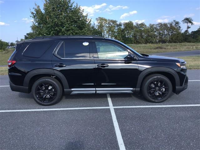new 2025 Honda Pilot car, priced at $53,845