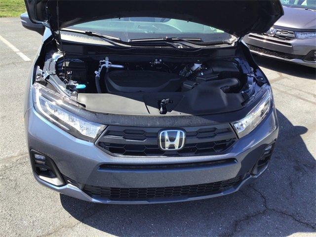new 2026 Honda Odyssey car, priced at $44,885