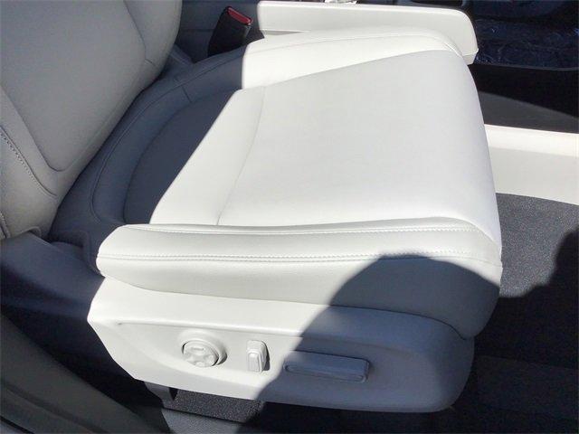 new 2026 Honda Odyssey car, priced at $44,885
