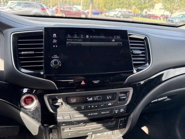 used 2022 Honda Pilot car, priced at $37,750