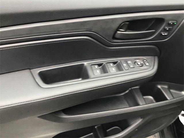 new 2026 Honda Odyssey car, priced at $44,290
