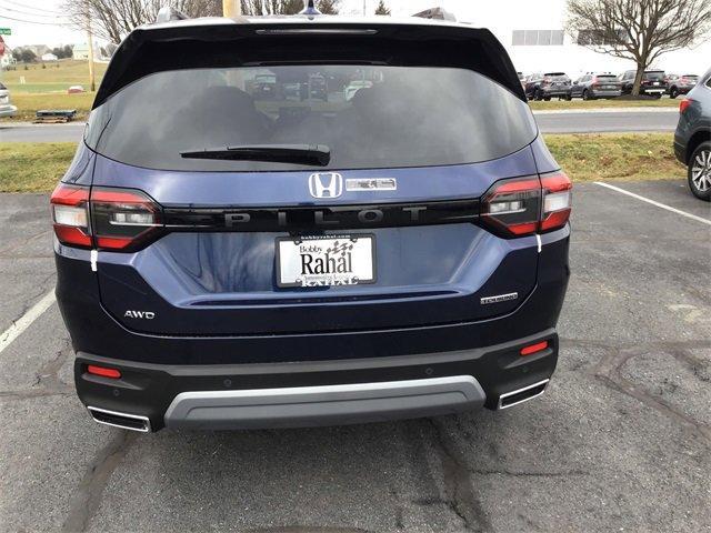 new 2025 Honda Pilot car, priced at $51,095