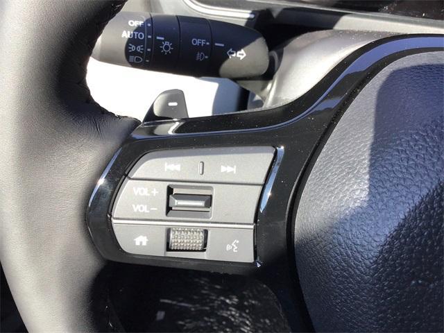 new 2025 Honda Pilot car, priced at $47,095