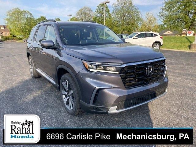 new 2025 Honda Pilot car, priced at $54,575