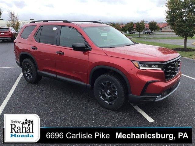 new 2025 Honda Pilot car, priced at $51,830