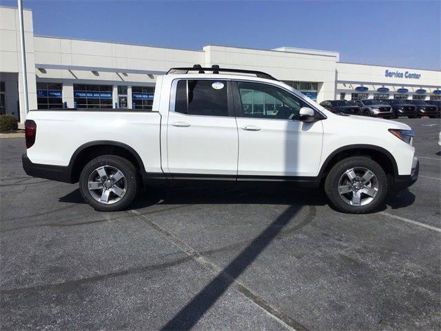 new 2025 Honda Ridgeline car, priced at $46,185