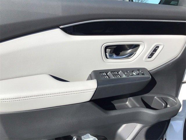 new 2025 Honda Pilot car, priced at $47,095
