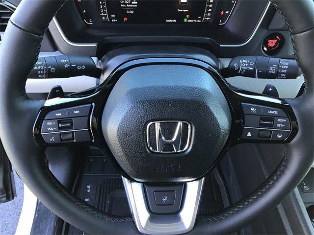 new 2025 Honda Pilot car, priced at $54,575