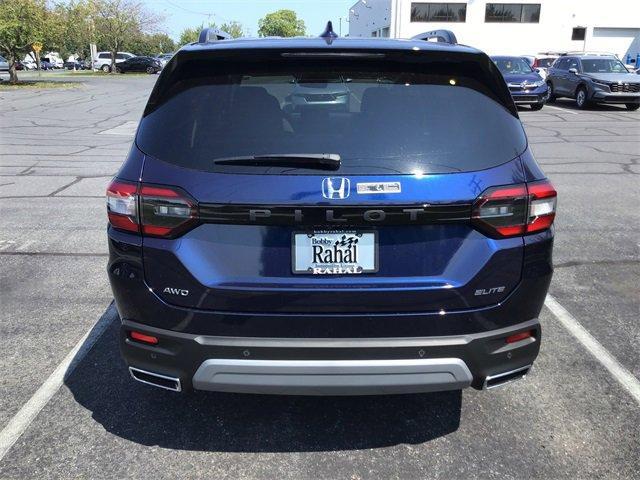 new 2025 Honda Pilot car, priced at $54,575