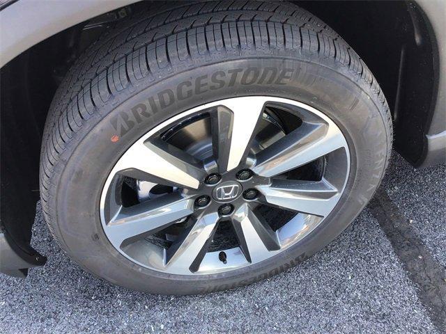 new 2025 Honda Pilot car, priced at $54,575