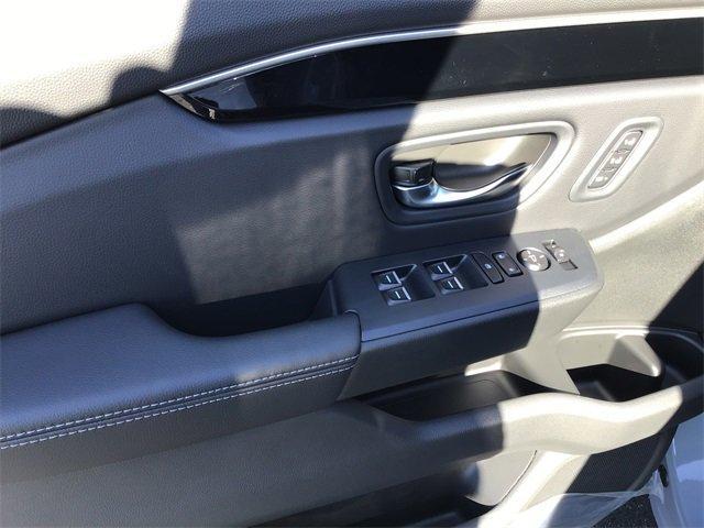 new 2025 Honda Pilot car, priced at $53,270