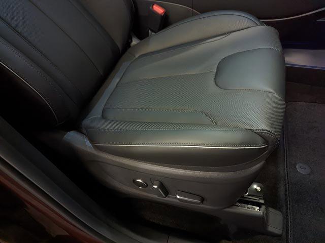 used 2024 Hyundai Palisade car, priced at $45,897