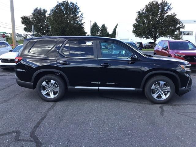 new 2025 Honda Pilot car, priced at $47,825