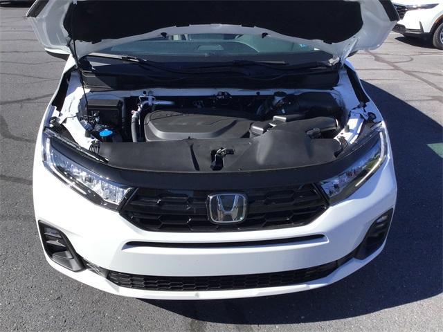 new 2026 Honda Odyssey car, priced at $49,445