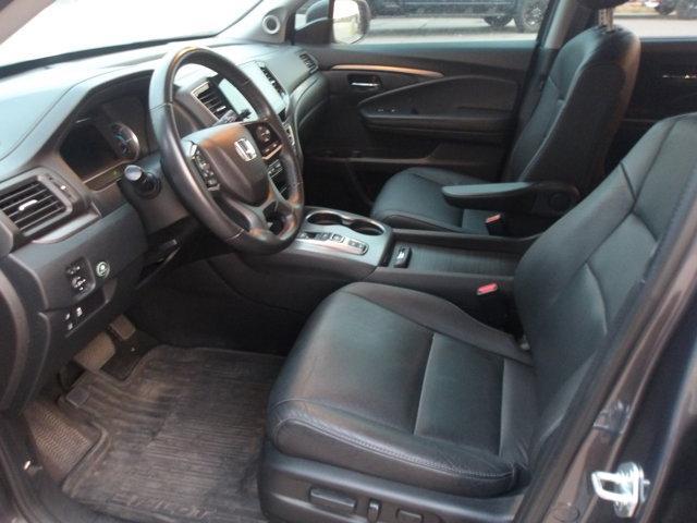 used 2022 Honda Pilot car, priced at $34,374