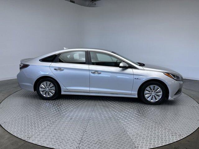 used 2016 Hyundai Sonata Hybrid car, priced at $5,900
