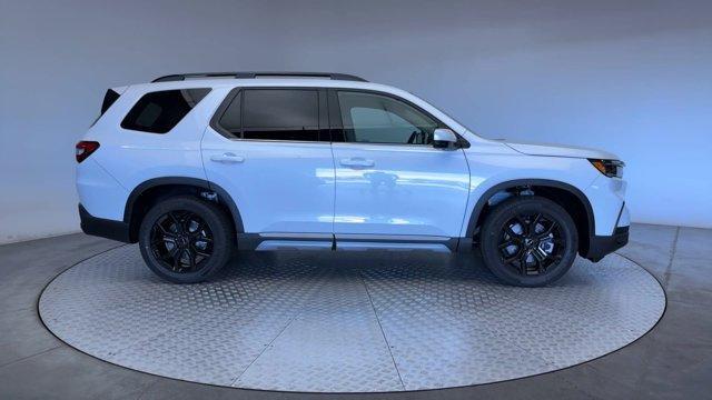 new 2025 Honda Pilot car, priced at $56,760