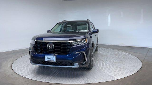 new 2025 Honda Pilot car, priced at $50,025