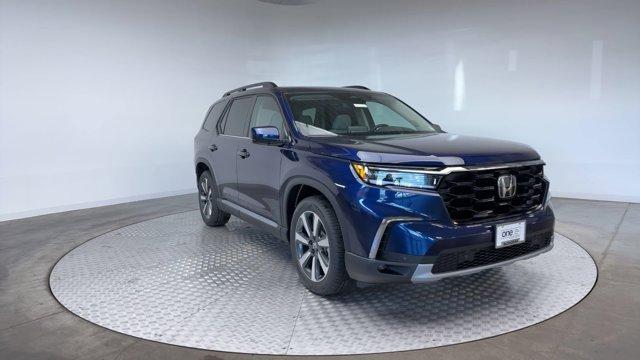 new 2025 Honda Pilot car, priced at $50,025