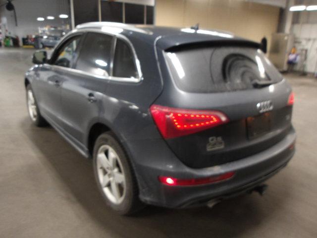 used 2011 Audi Q5 car, priced at $10,500