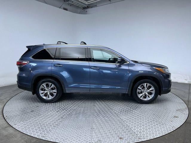 used 2015 Toyota Highlander car, priced at $17,900