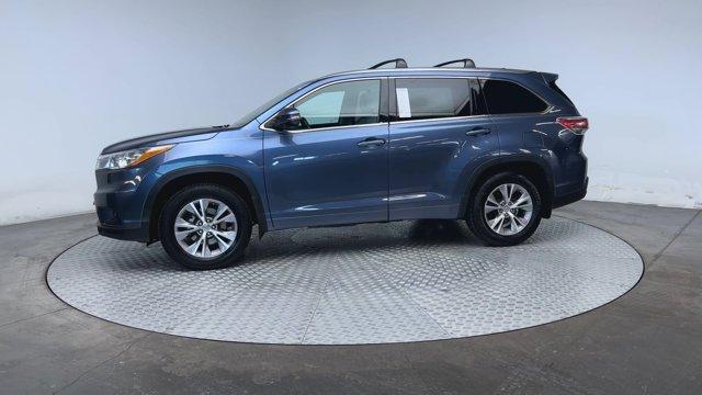 used 2015 Toyota Highlander car, priced at $17,900