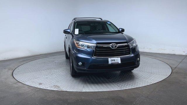 used 2015 Toyota Highlander car, priced at $17,900