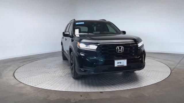 new 2025 Honda Pilot car, priced at $59,344