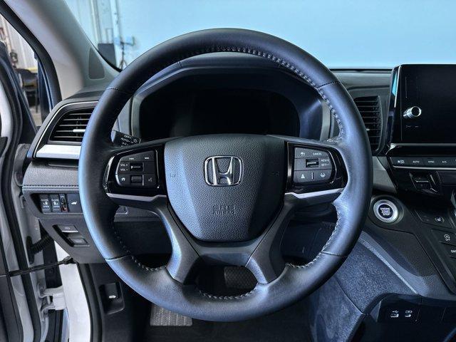 used 2025 Honda Odyssey car, priced at $39,974