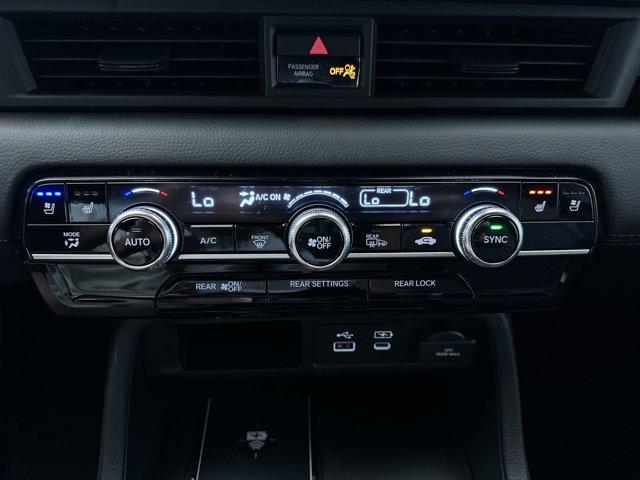 new 2025 Honda Pilot car, priced at $53,530