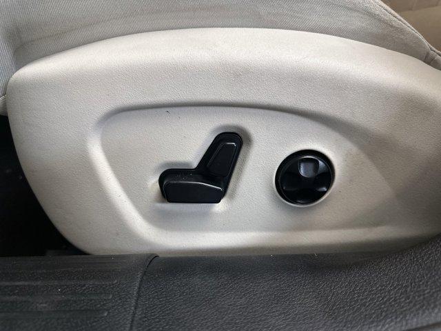 used 2016 Chrysler 200 car, priced at $7,100