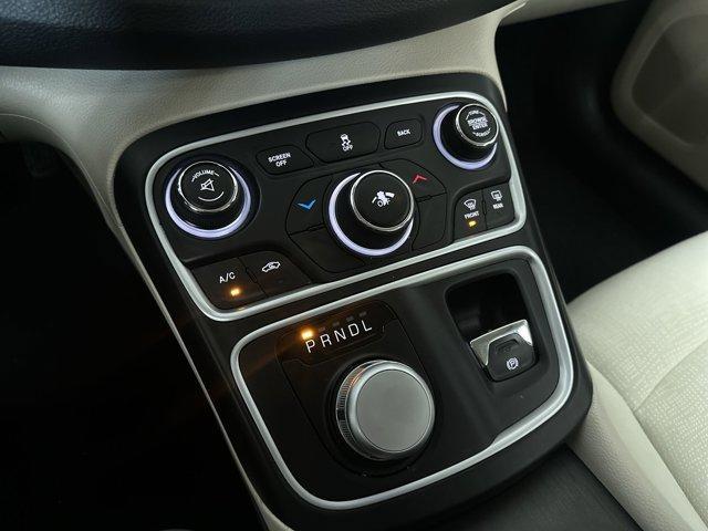 used 2016 Chrysler 200 car, priced at $7,100