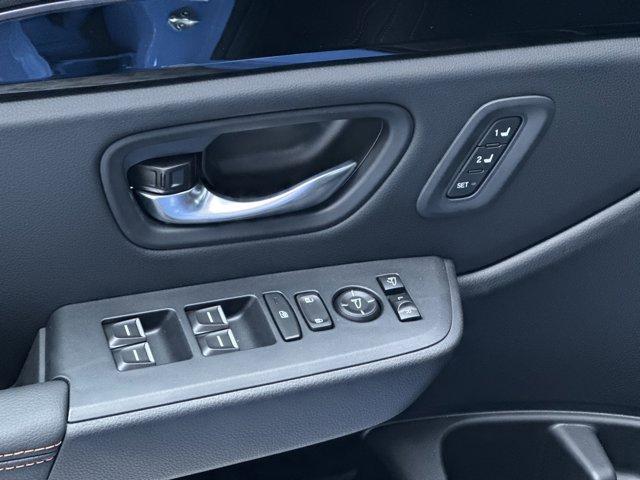 new 2025 Honda Pilot car, priced at $49,550