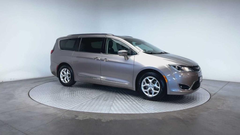 used 2018 Chrysler Pacifica car, priced at $18,474