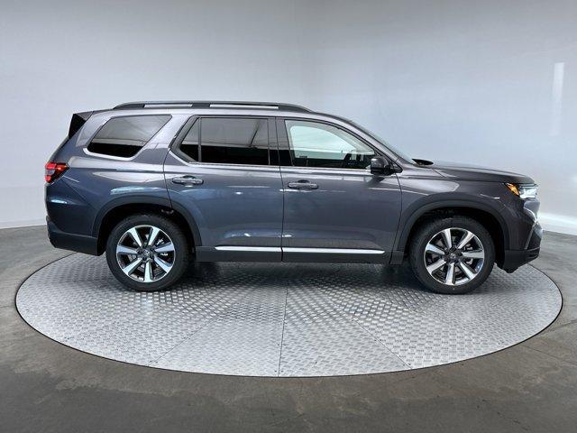 new 2025 Honda Pilot car, priced at $52,075