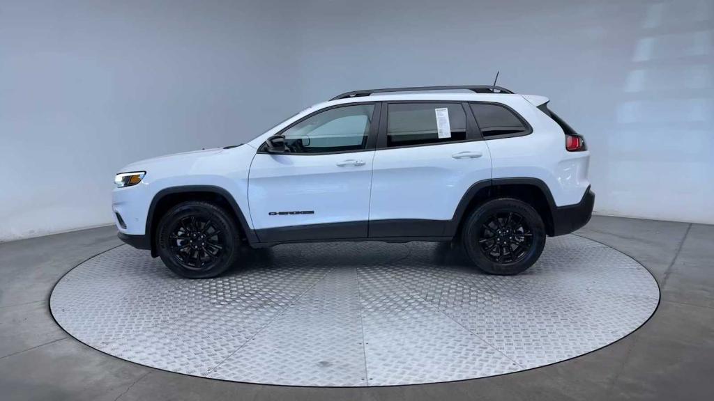 used 2023 Jeep Cherokee car, priced at $24,974