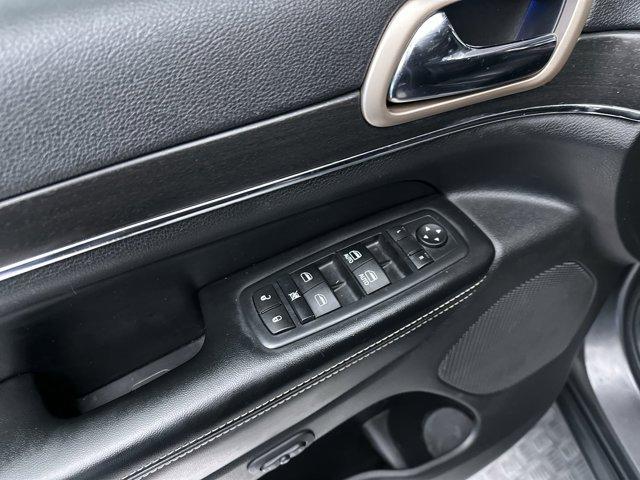 used 2017 Jeep Grand Cherokee car, priced at $15,374