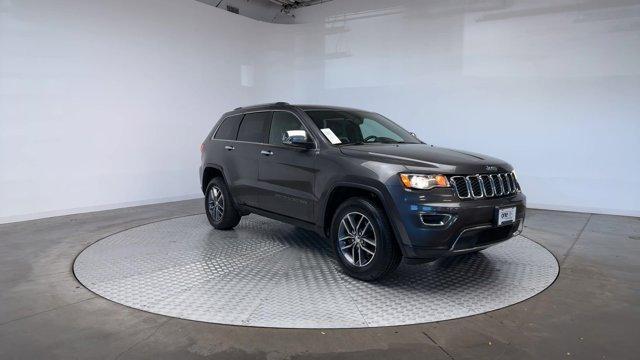used 2017 Jeep Grand Cherokee car, priced at $15,374