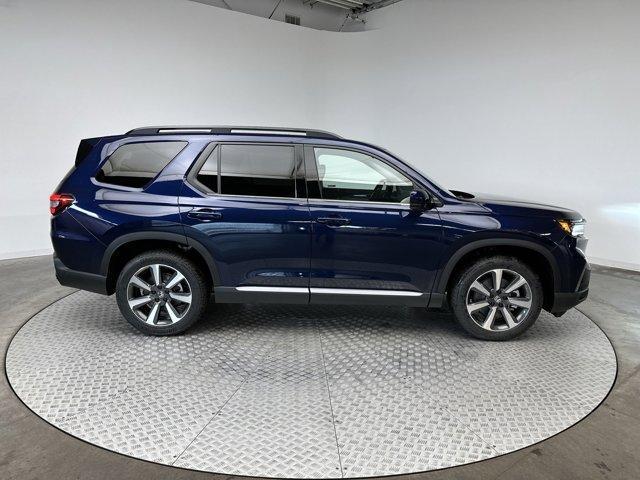 new 2025 Honda Pilot car, priced at $52,875