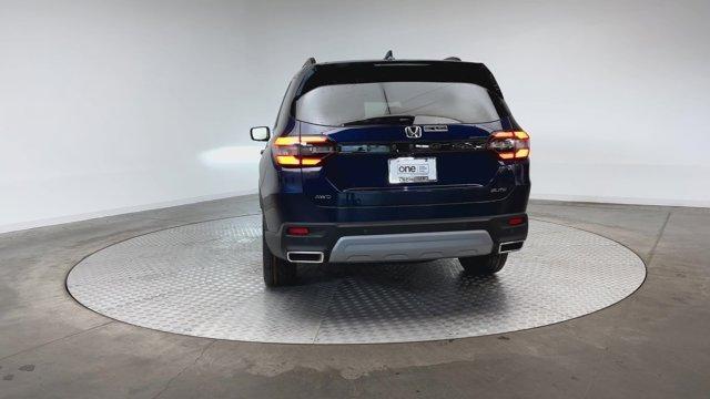 new 2025 Honda Pilot car, priced at $52,875