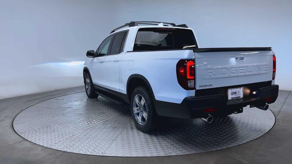 new 2025 Honda Ridgeline car, priced at $44,310