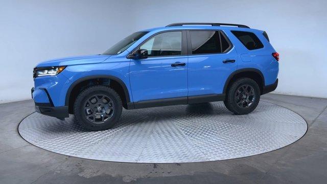 new 2025 Honda Pilot car, priced at $49,550
