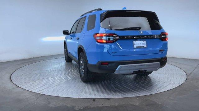 new 2025 Honda Pilot car, priced at $49,550