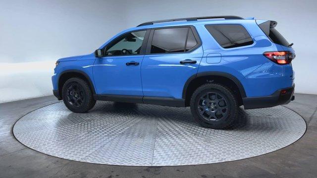 new 2025 Honda Pilot car, priced at $49,840